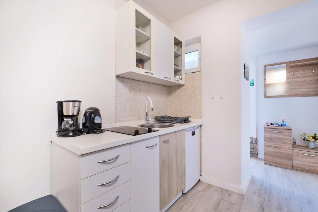 Appartment Ksenija 2 Mali Lošinj Buitenkant foto