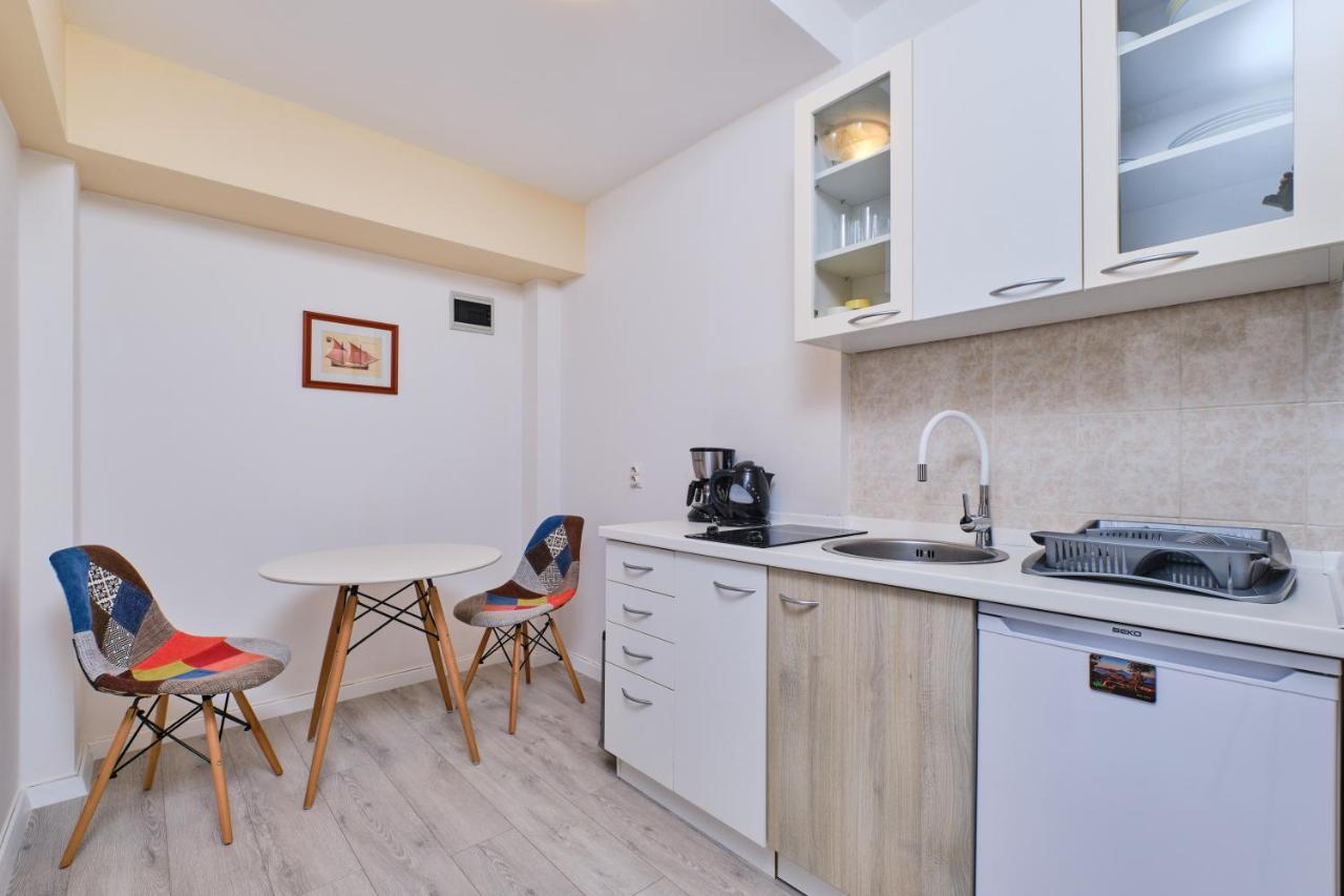 Appartment Ksenija 2 Mali Lošinj Buitenkant foto